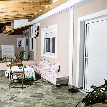 Apartment Lukas Himare